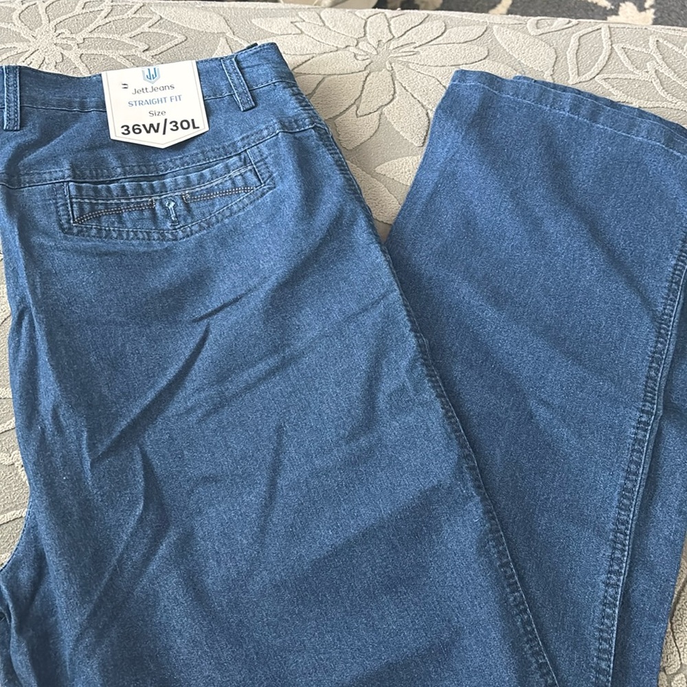 New with tags Men’s Jett Jeans Straight Fit size 36W/30L